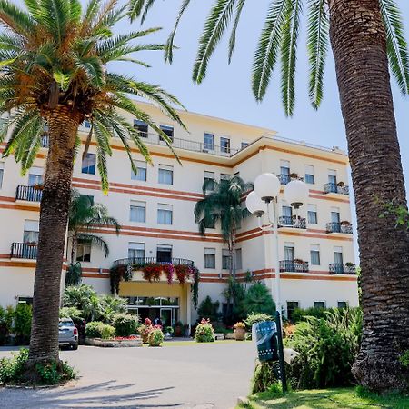 Grand Hotel Fagiano Palace Formia Exterior foto