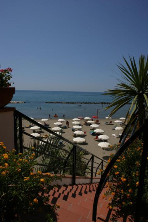 Grand Hotel Fagiano Palace Formia Exterior foto